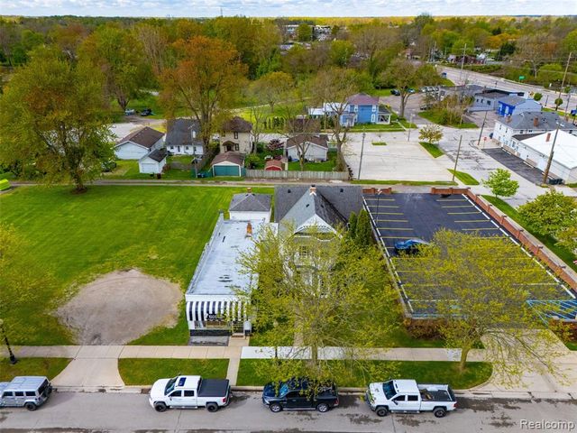 26249 E Huron River Drive, Flat Rock, MI 48134
