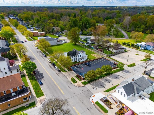 26249 E Huron River Drive, Flat Rock, MI 48134