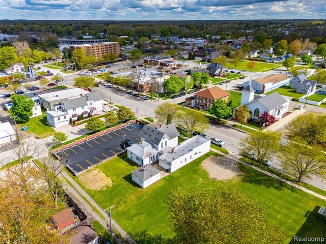 26249 E Huron River Drive, Flat Rock, MI 48134