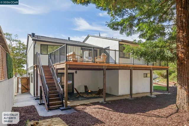 602 Big Bend Dr, Pacifica, CA 94044