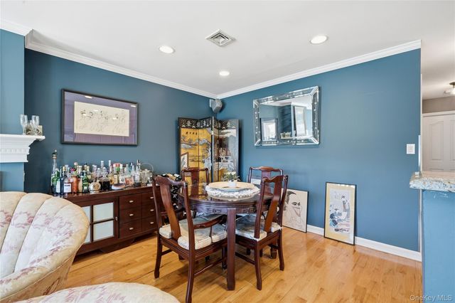 659 E Broadway B, Long Beach, NY 11561