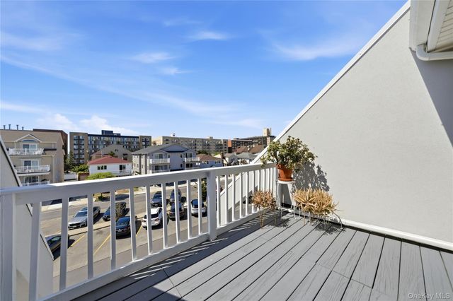 659 E Broadway B, Long Beach, NY 11561