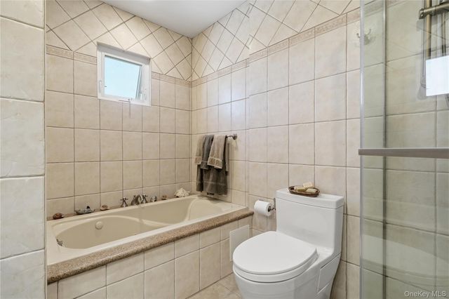 659 E Broadway B, Long Beach, NY 11561