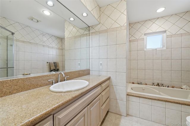 659 E Broadway B, Long Beach, NY 11561