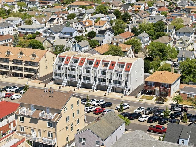 659 E Broadway B, Long Beach, NY 11561