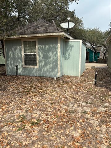 5481 Highway 35 N 6, Rockport, TX 78382