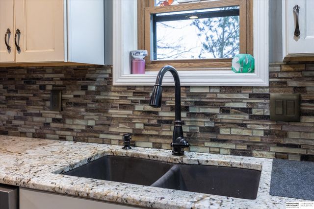 1987 Kellie Drive, Blair, NE 68008