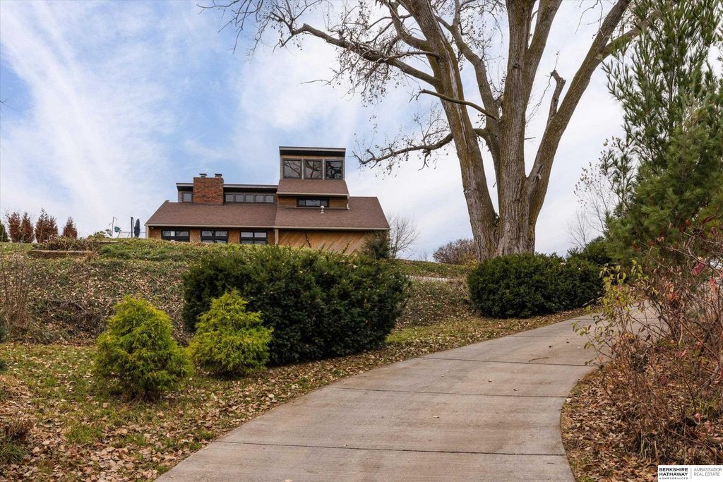 1987 Kellie Drive, Blair, NE 68008