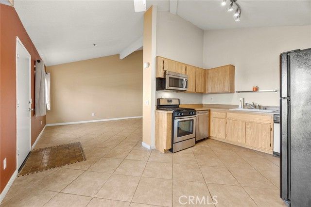 409 Utica Avenue D36, Huntington Beach, CA 92648