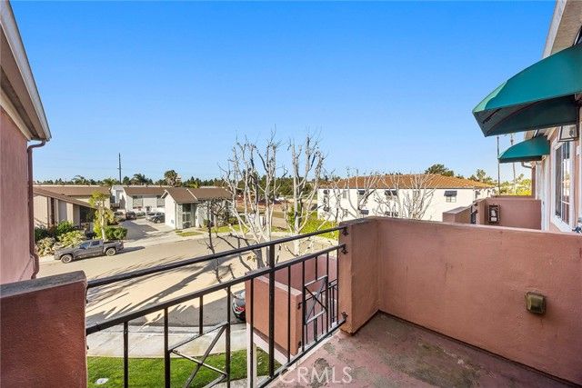 409 Utica Avenue D36, Huntington Beach, CA 92648