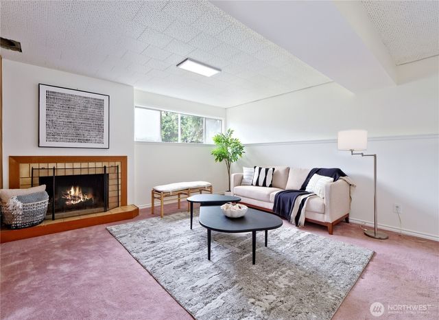 10417 NE 142 Street, Kirkland, WA 98034