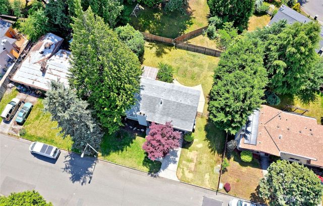 10417 NE 142 Street, Kirkland, WA 98034
