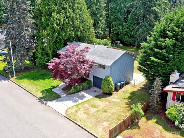 10417 NE 142 Street, Kirkland, WA 98034