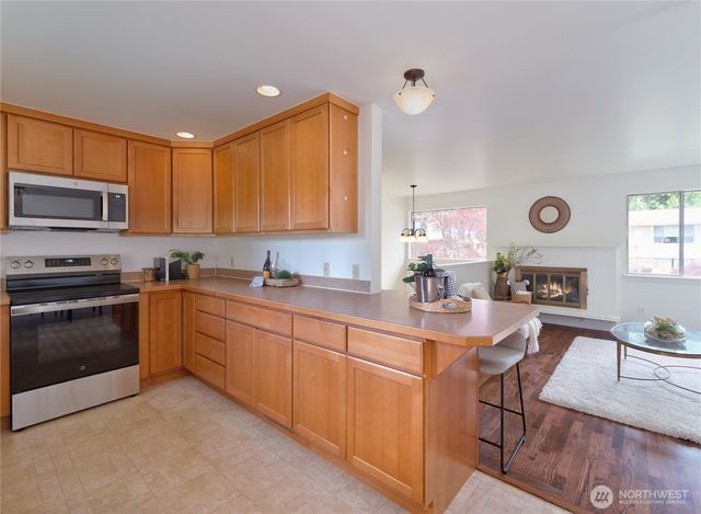 10417 NE 142 Street, Kirkland, WA 98034