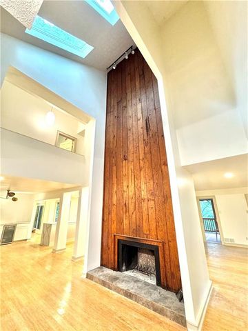 175 River Court Parkway, Atlanta, GA 30328