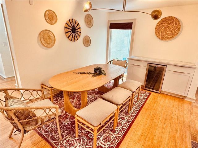 175 River Court Parkway, Atlanta, GA 30328