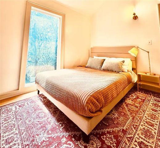 175 River Court Parkway, Atlanta, GA 30328