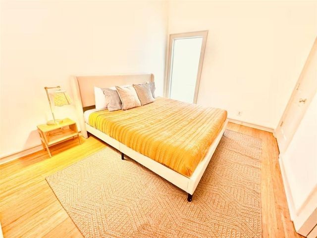 175 River Court Parkway, Atlanta, GA 30328