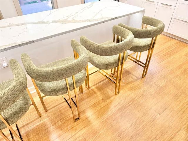 175 River Court Parkway, Atlanta, GA 30328