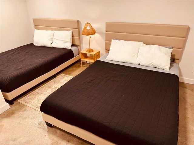 175 River Court Parkway, Atlanta, GA 30328