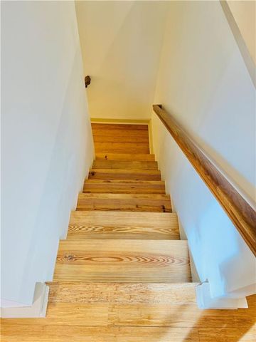 175 River Court Parkway, Atlanta, GA 30328