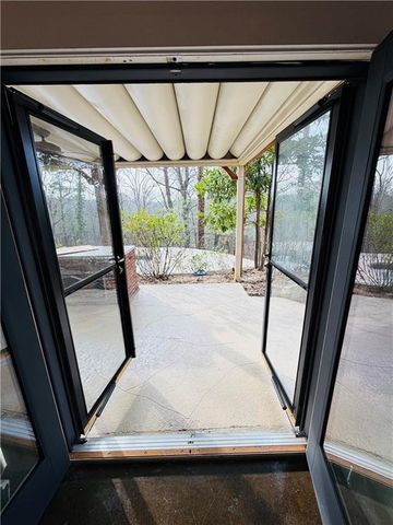 175 River Court Parkway, Atlanta, GA 30328