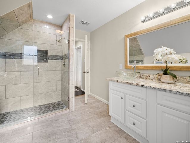 5302 Charter Oak, San Antonio, TX 78229