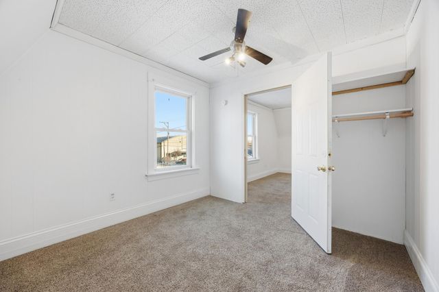 1122 4th Avenue N, Fargo, ND 58102