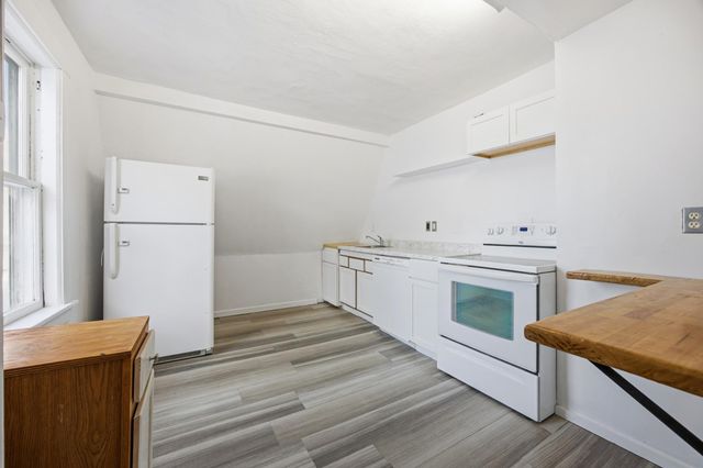 1122 4th Avenue N, Fargo, ND 58102