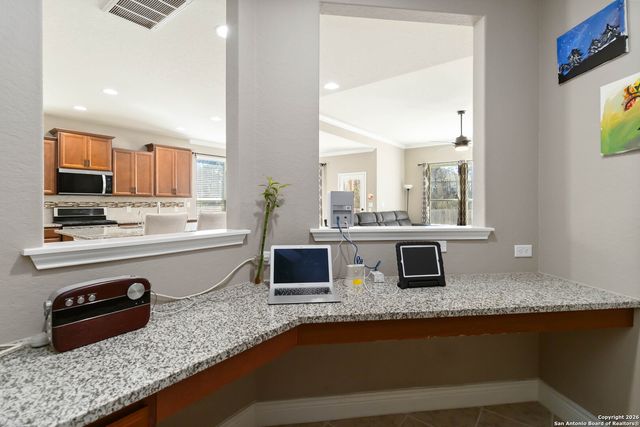 11235 Rock Daisy, Helotes, TX 78023