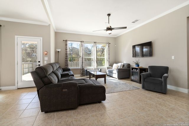 11235 Rock Daisy, Helotes, TX 78023