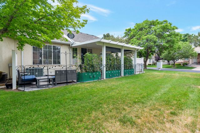 1092 W TITHING RIDGE DR, Riverton, UT 84065