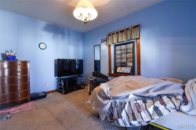 307 South Street, Gillespie, IL 62033