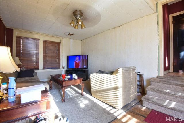 307 South Street, Gillespie, IL 62033