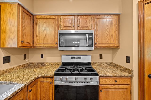 6229 Catalpa Drive, Avon, IN 46123