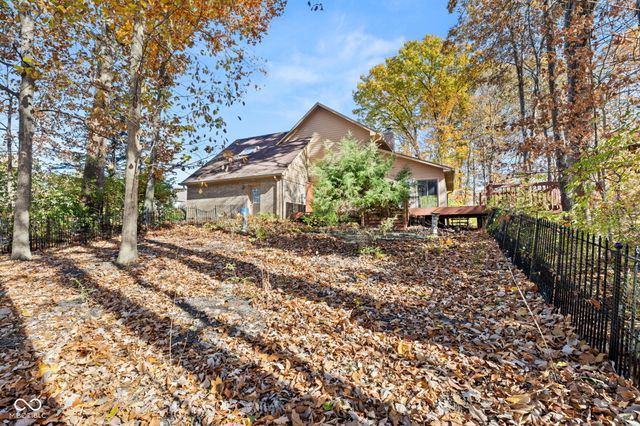 6229 Catalpa Drive, Avon, IN 46123