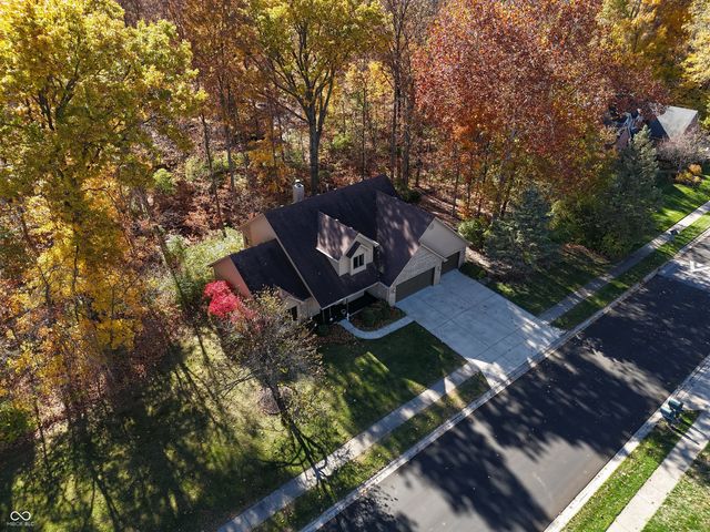 6229 Catalpa Drive, Avon, IN 46123