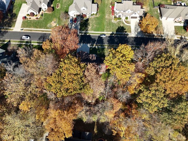 6229 Catalpa Drive, Avon, IN 46123