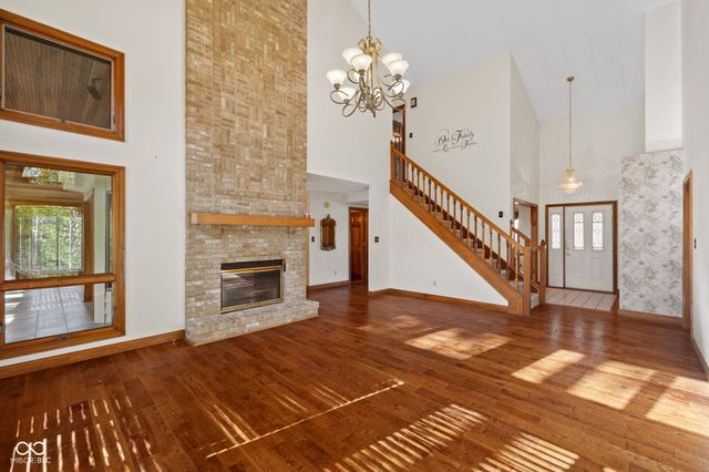 6229 Catalpa Drive, Avon, IN 46123