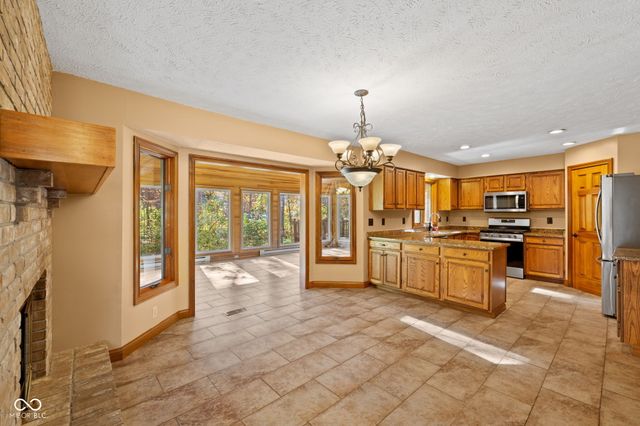 6229 Catalpa Drive, Avon, IN 46123