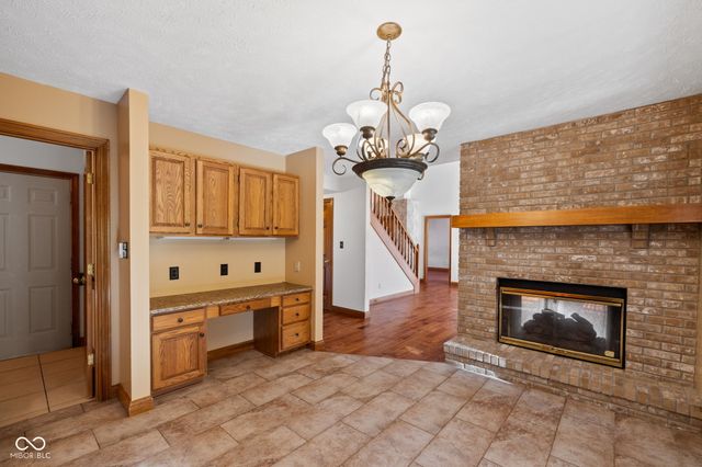 6229 Catalpa Drive, Avon, IN 46123