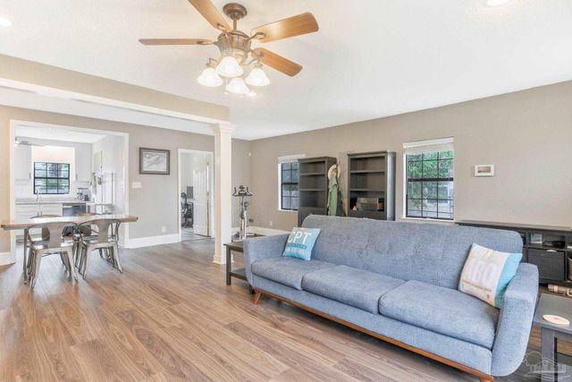 1760 W Romana St, Pensacola, FL 32502