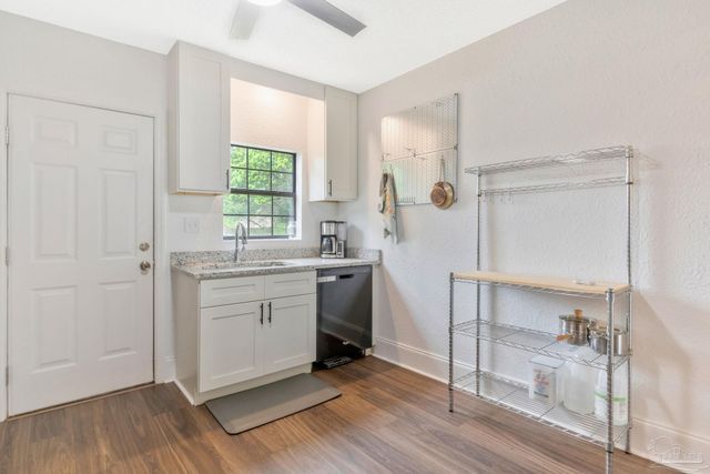 1760 W Romana St, Pensacola, FL 32502