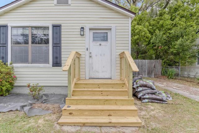 1760 W Romana St, Pensacola, FL 32502