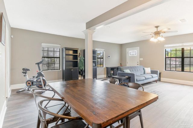 1760 W Romana St, Pensacola, FL 32502