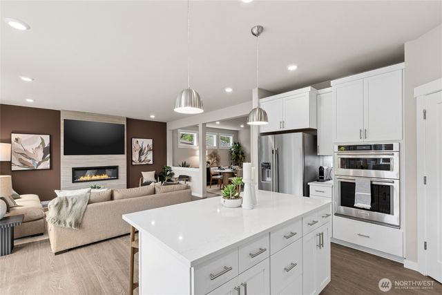 23750 SE 49th Street, Issaquah, WA 98027
