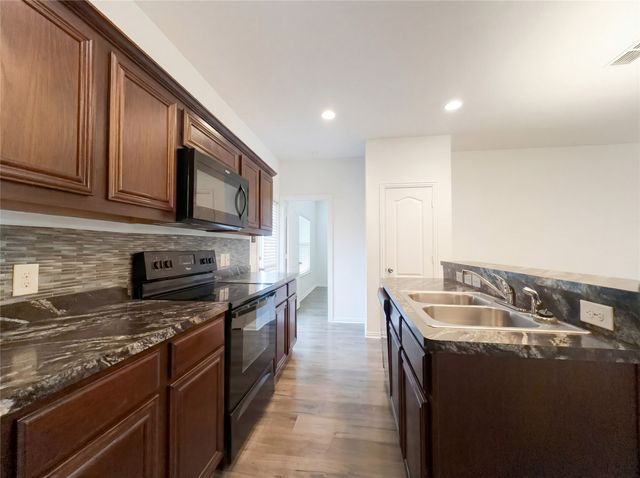 1508 Sierra Estate Trail, Fort Worth, TX 76119