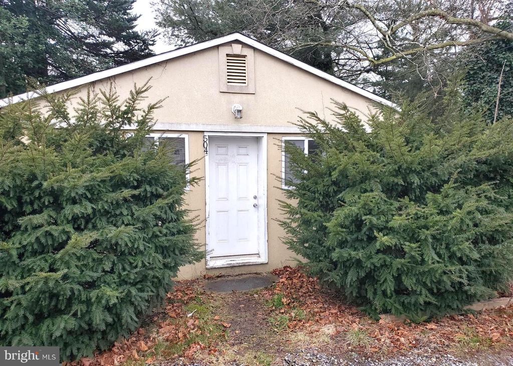 504 MULLICA HILL RD, Mullica Hill, NJ 08062