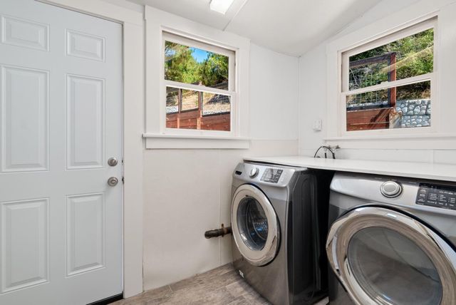 7337 Glen Haven Road, Soquel, CA 95073