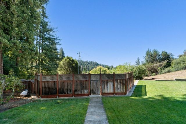 7337 Glen Haven Road, Soquel, CA 95073